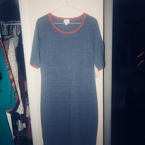 BRAND NEW!! W/OUT TAGS LuLaRoe Julia Size L